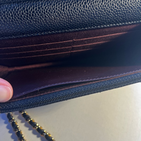 Chanel Black Wallet on a Gold Chain - Picture 5 of 6